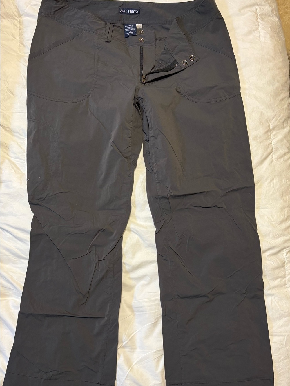 Arc'teryx Women's Grey Cargo Pants